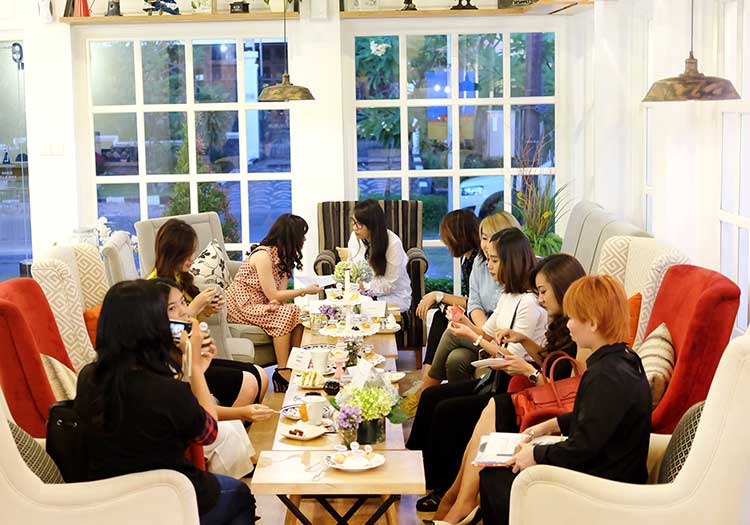 ETIENNE Hair Makeover